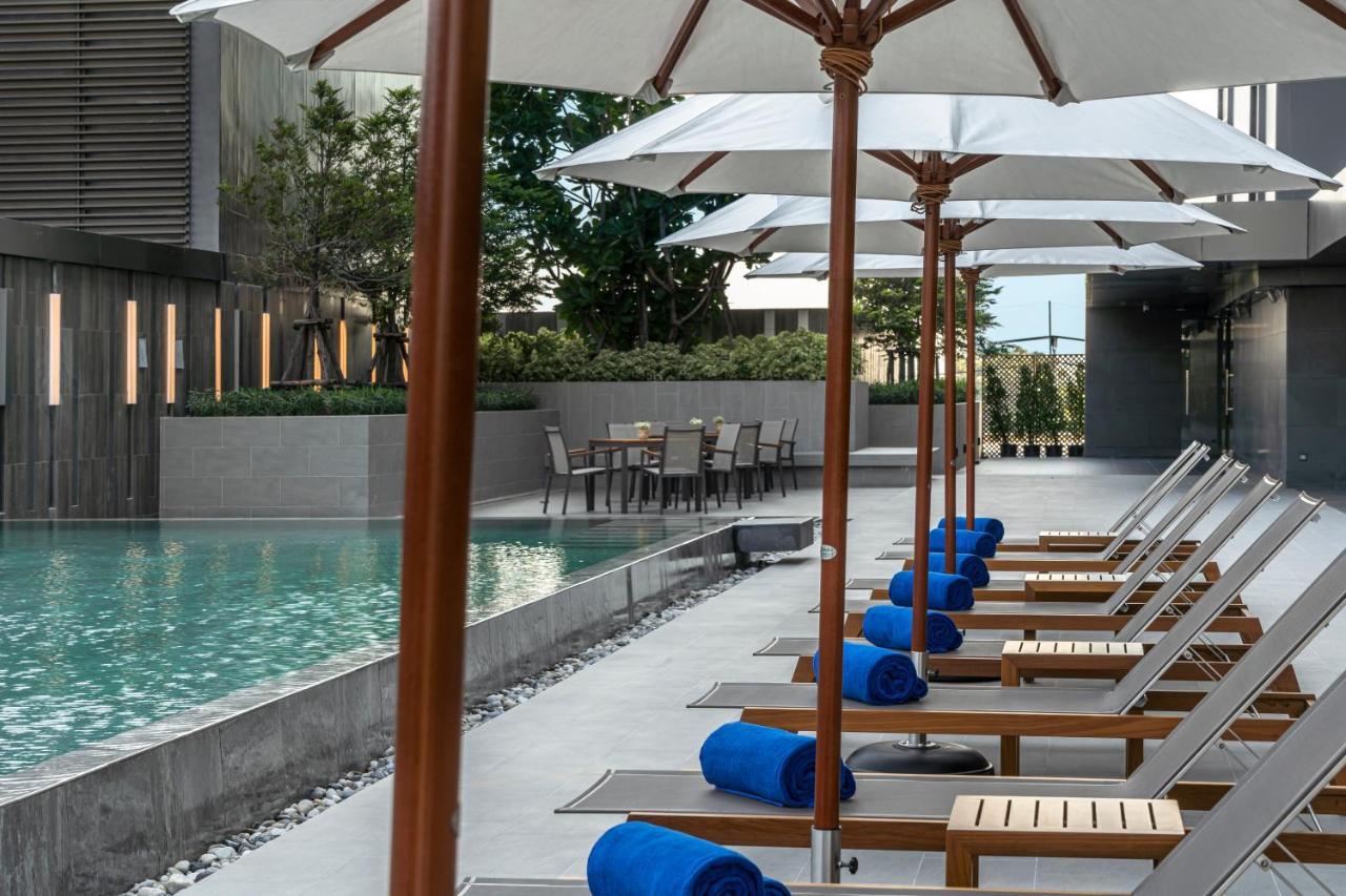 Novotel Bangkok Future Park Rangsit Патхумтхані Екстер'єр фото