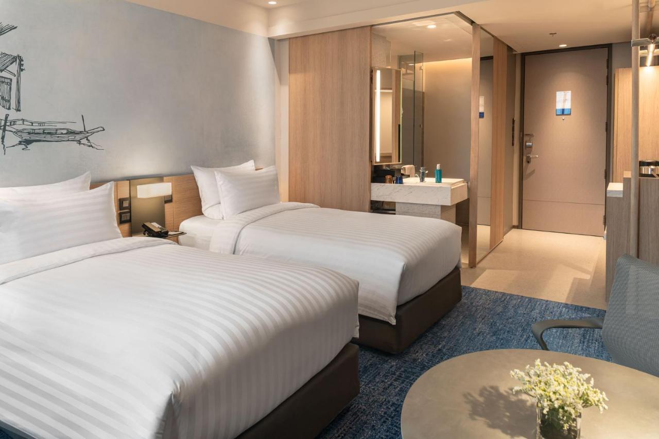 Novotel Bangkok Future Park Rangsit Патхумтхані Екстер'єр фото